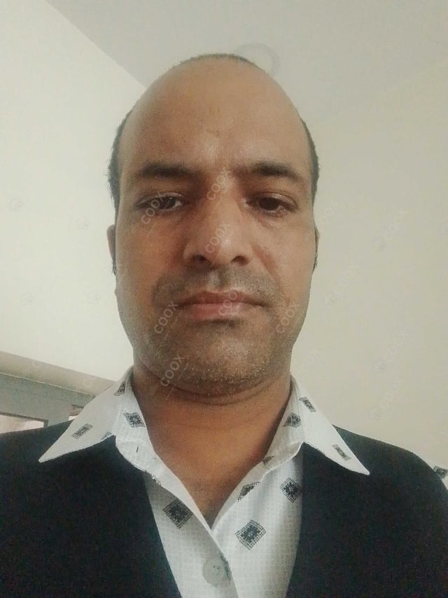 Chef from COOX at bookings. Professional cooks chefs at home