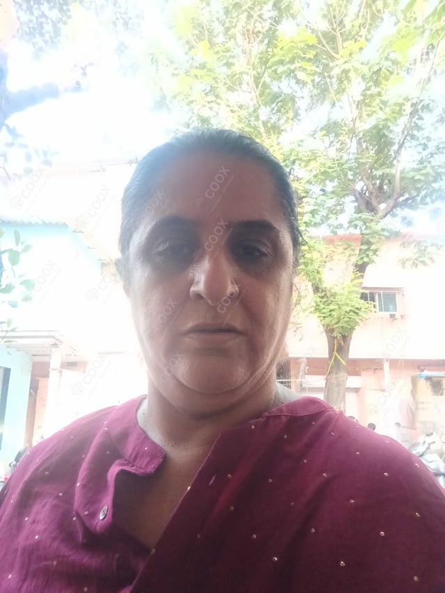 Chef from COOX at bookings. Professional cooks chefs at home