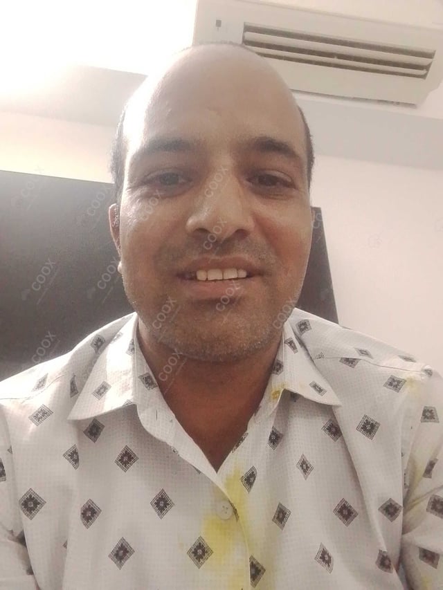 Chef from COOX at bookings. Professional cooks chefs at home