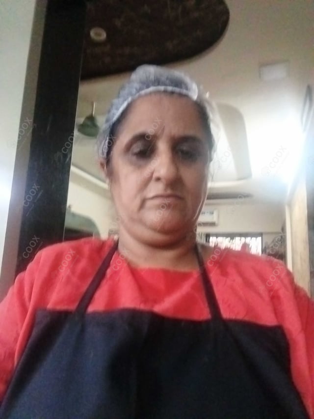 Chef from COOX at bookings. Professional cooks chefs at home