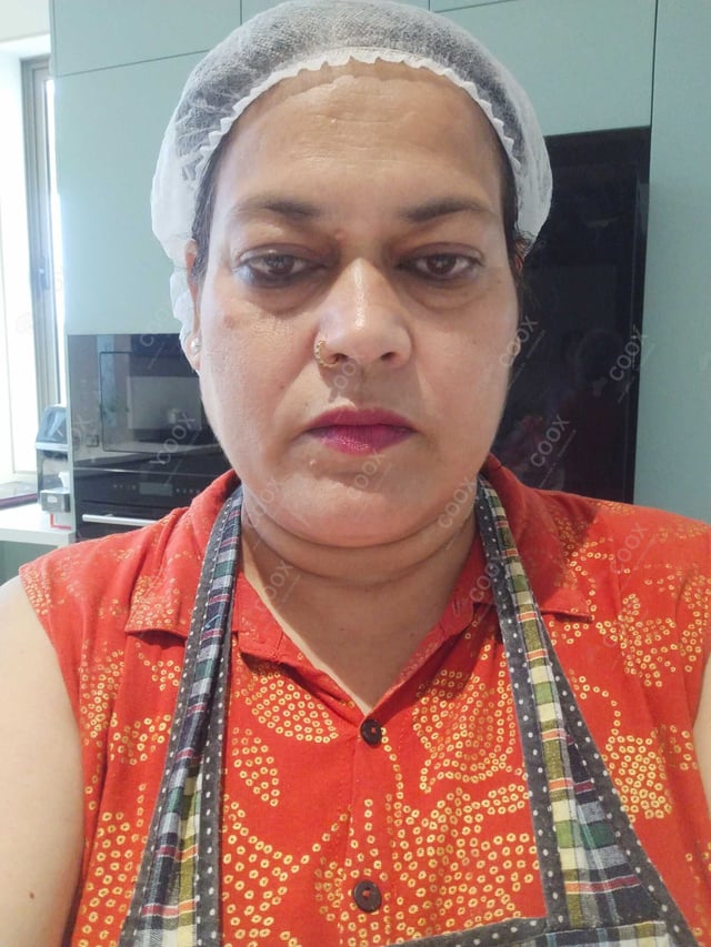 Chef from COOX at bookings. Professional cooks chefs at home