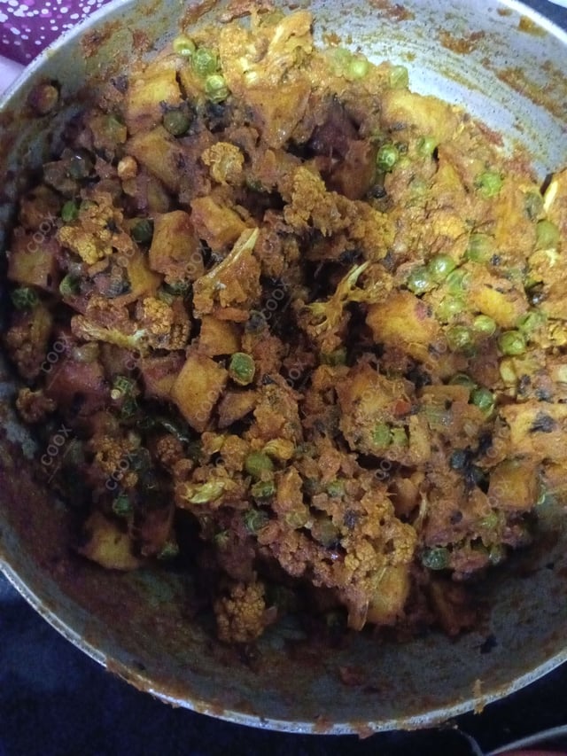 Delicious Aloo Gobhi prepared by COOX