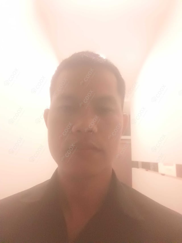 Chef from COOX at bookings. Professional cooks chefs at home