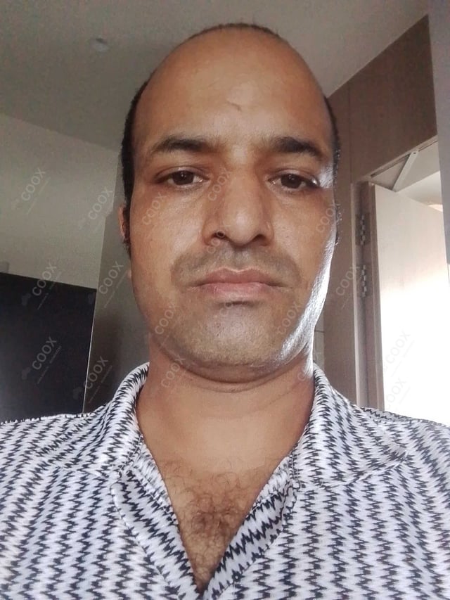 Chef from COOX at bookings. Professional cooks chefs at home