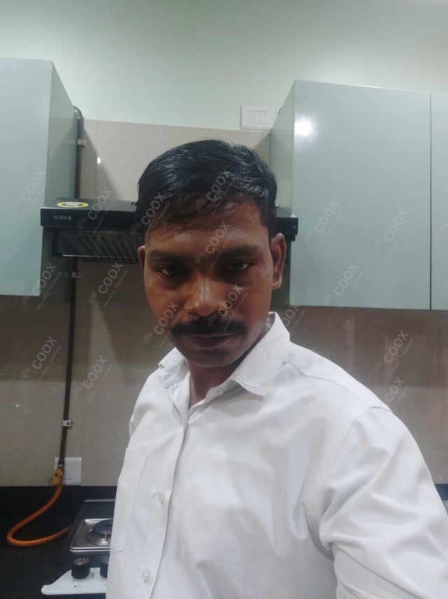 Chef from COOX at bookings. Professional cooks chefs at home