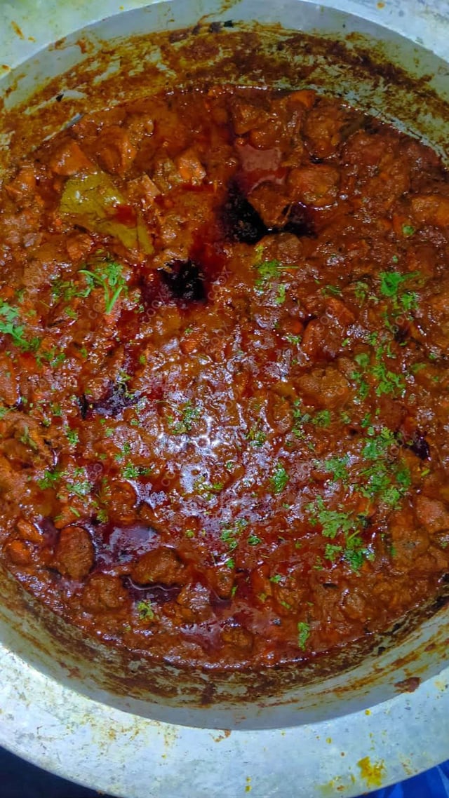 Tasty Chicken Curry cooked by COOX chefs cooks during occasions parties events at home