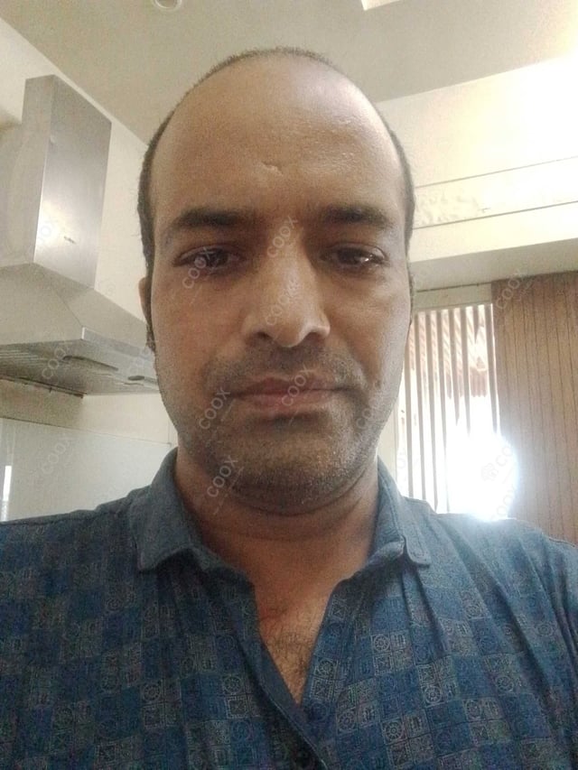 Chef from COOX at bookings. Professional cooks chefs at home