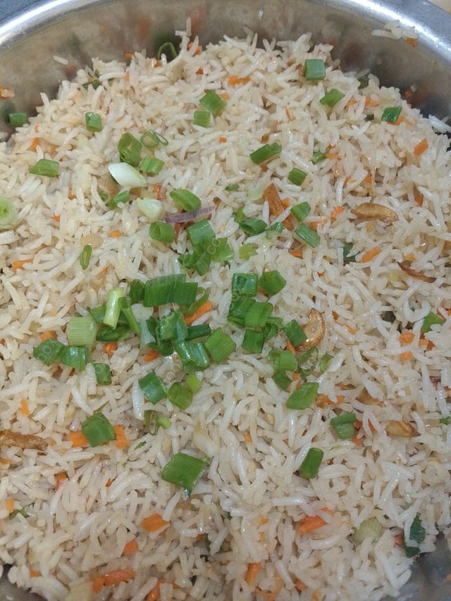 Delicious Burnt Garlic Rice prepared by COOX