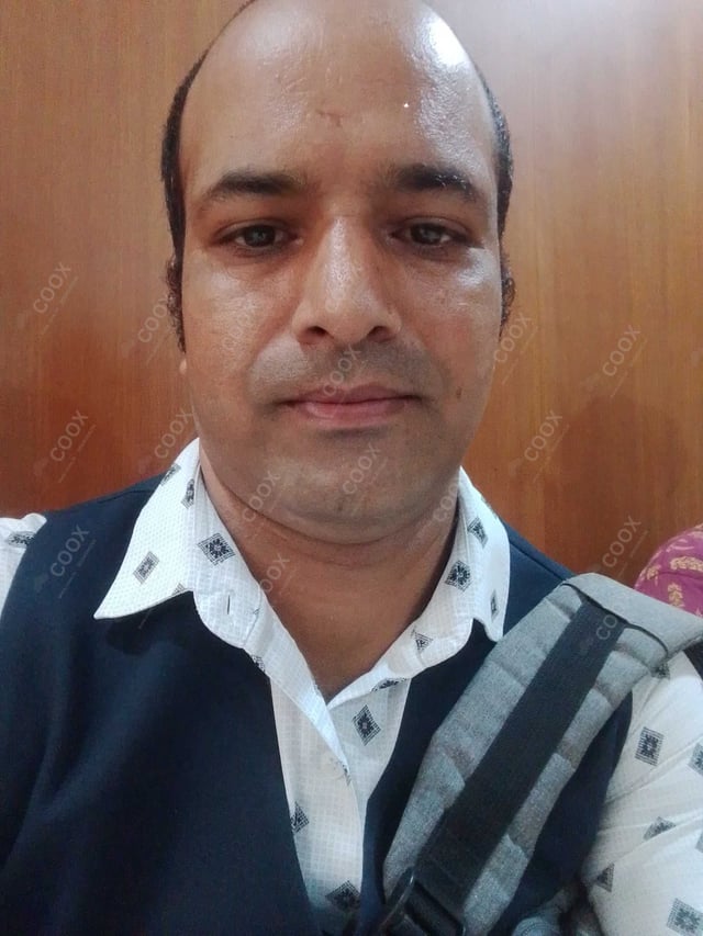 Chef from COOX at bookings. Professional cooks chefs at home