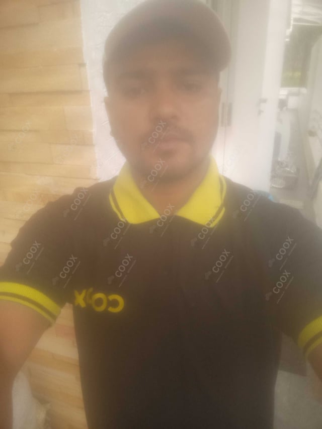 Chef from COOX at bookings. Professional cooks chefs at home