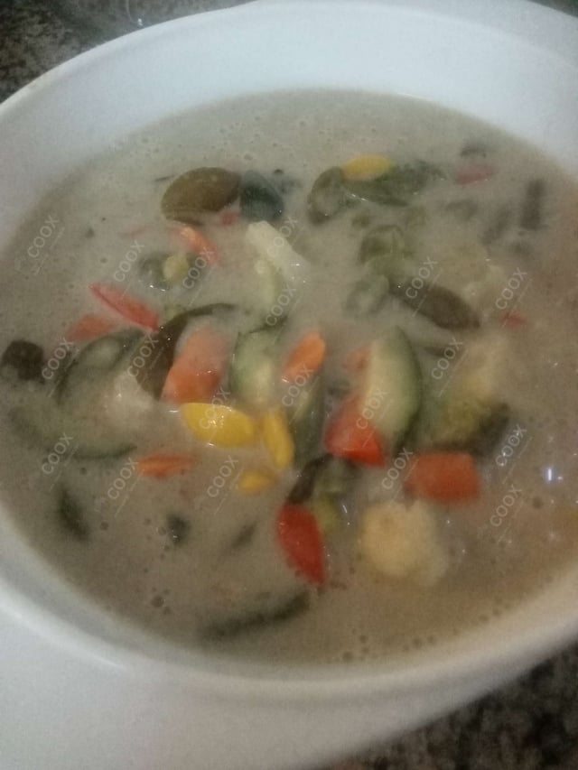 Delicious Green Thai Curry prepared by COOX