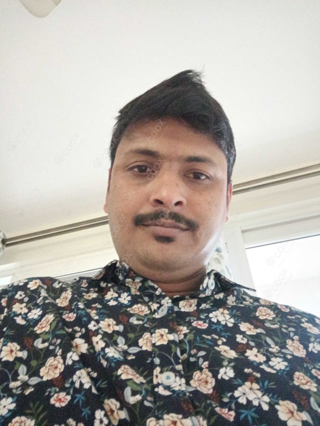 Chef from COOX at bookings. Professional cooks chefs at home