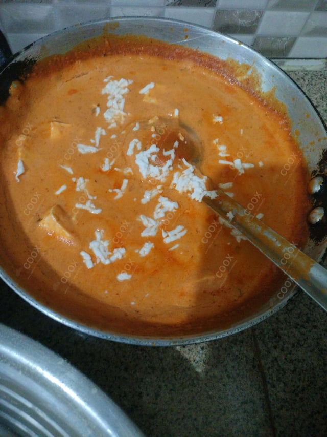 Delicious Paneer Lababdar prepared by COOX