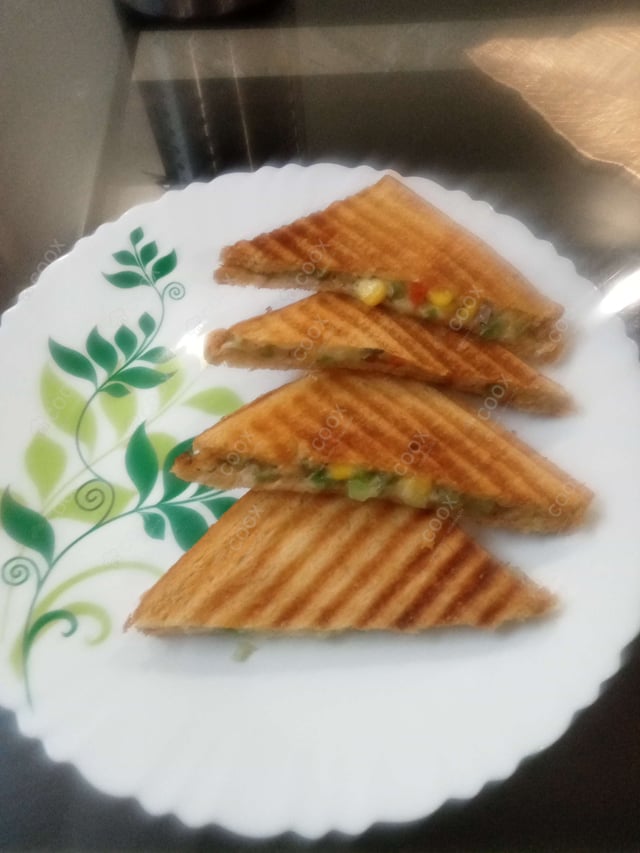 Delicious Veg Grilled Sandwiches prepared by COOX