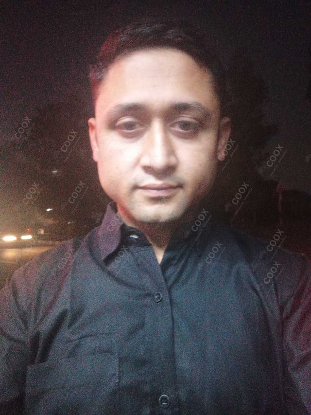 Chef from COOX at bookings. Professional cooks chefs at home