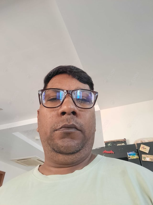 Chef from COOX at bookings. Professional cooks chefs at home