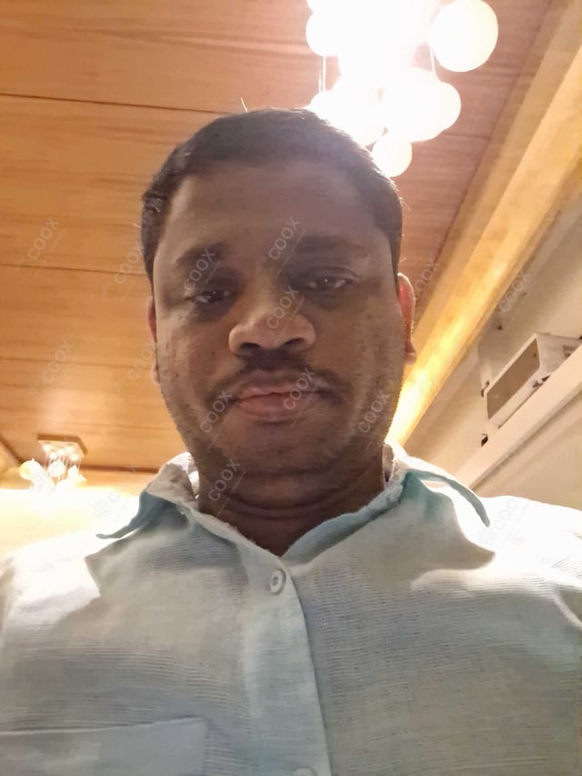 Chef from COOX at bookings. Professional cooks chefs at home