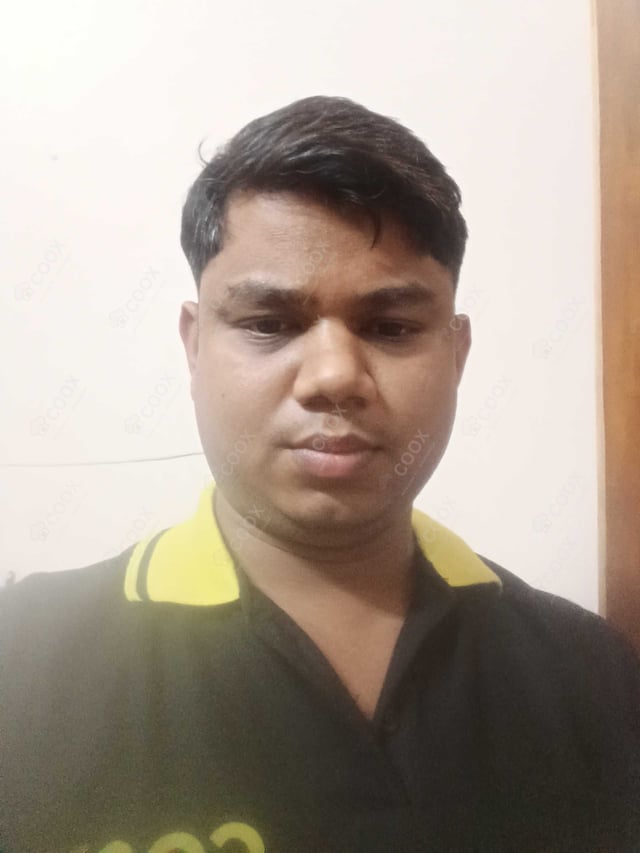 Chef from COOX at bookings. Professional cooks chefs at home