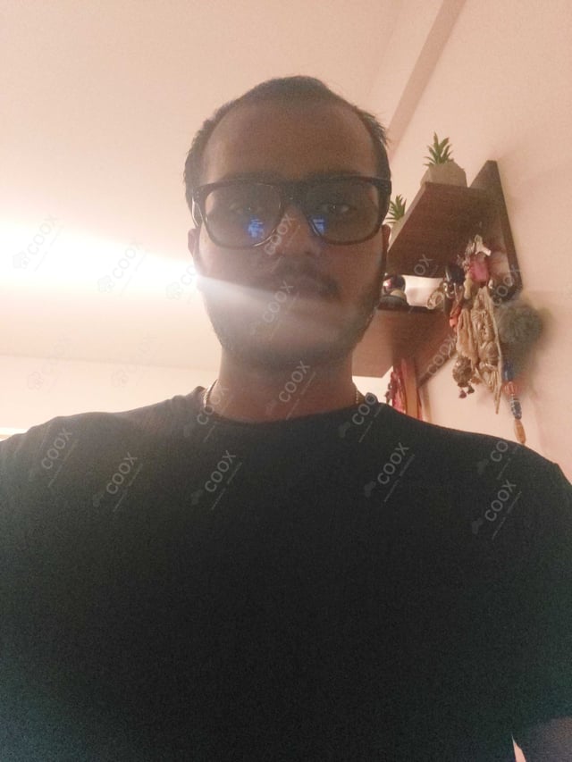 Chef from COOX at bookings. Professional cooks chefs at home