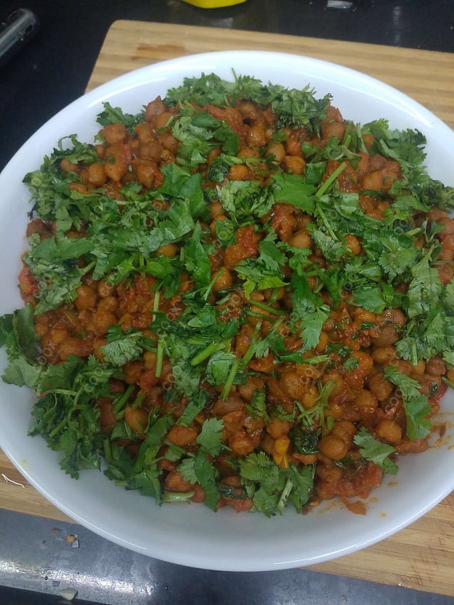 Delicious Kala Chana (Dry) prepared by COOX