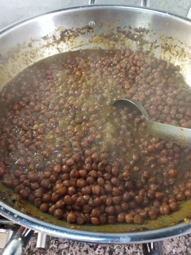 Delicious Kala Chana (Dry) prepared by COOX