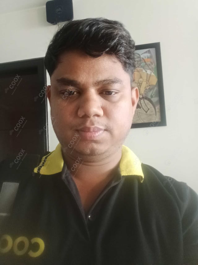 Chef from COOX at bookings. Professional cooks chefs at home