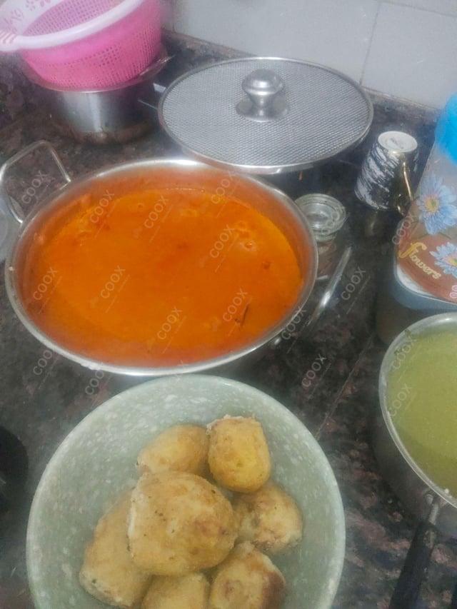 Delicious Paneer Lababdar prepared by COOX