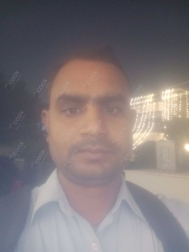 Chef from COOX at bookings. Professional cooks chefs at home