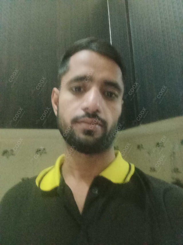 Chef from COOX at bookings. Professional cooks chefs at home