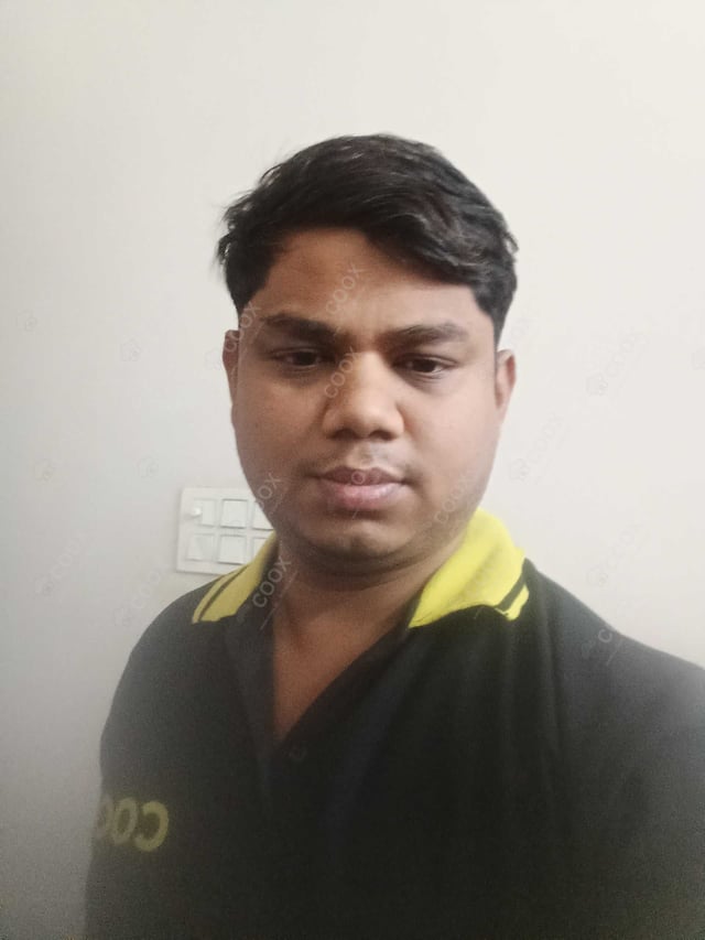 Chef from COOX at bookings. Professional cooks chefs at home