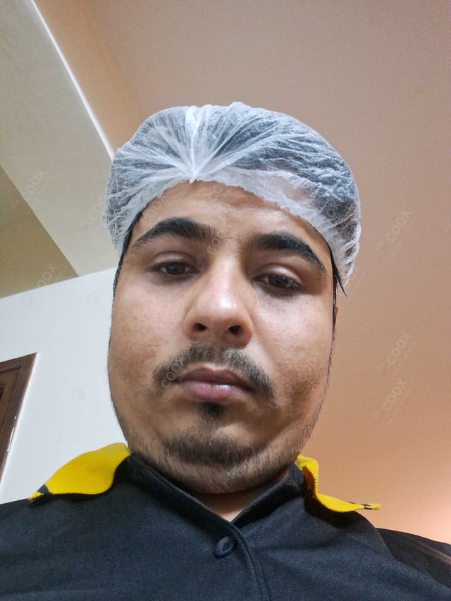 Chef from COOX at bookings. Professional cooks chefs at home