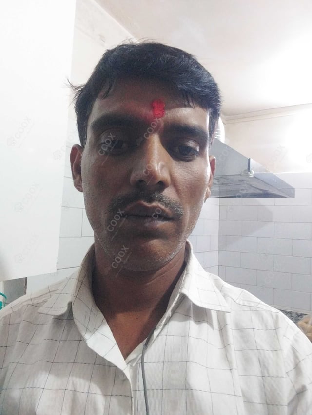 Chef from COOX at bookings. Professional cooks chefs at home