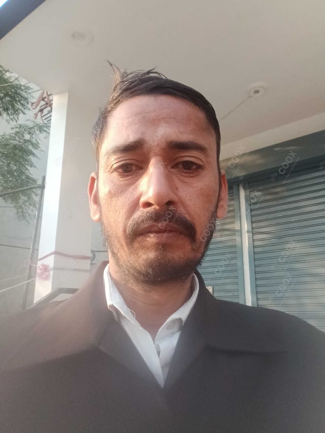 Chef from COOX at bookings. Professional cooks chefs at home