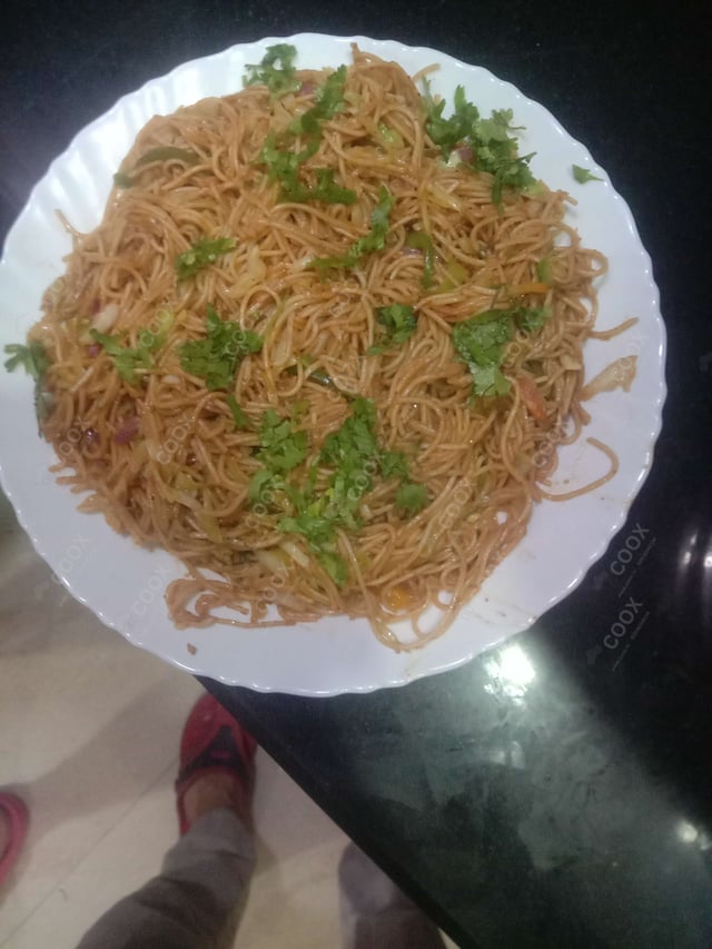 Delicious Chilli Garlic Noodles prepared by COOX