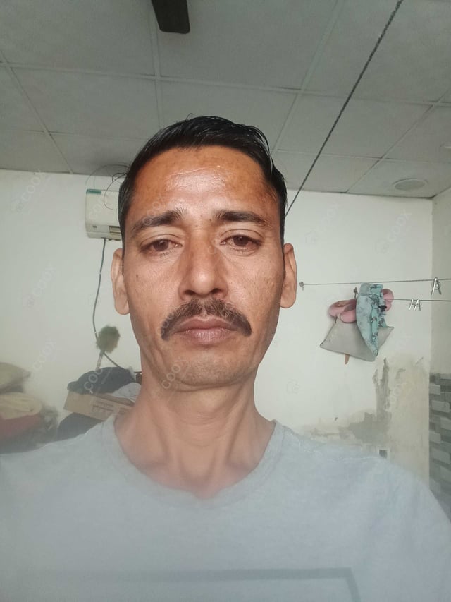 Chef from COOX at bookings. Professional cooks chefs at home