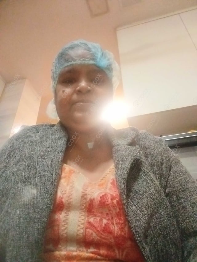 Chef from COOX at bookings. Professional cooks chefs at home