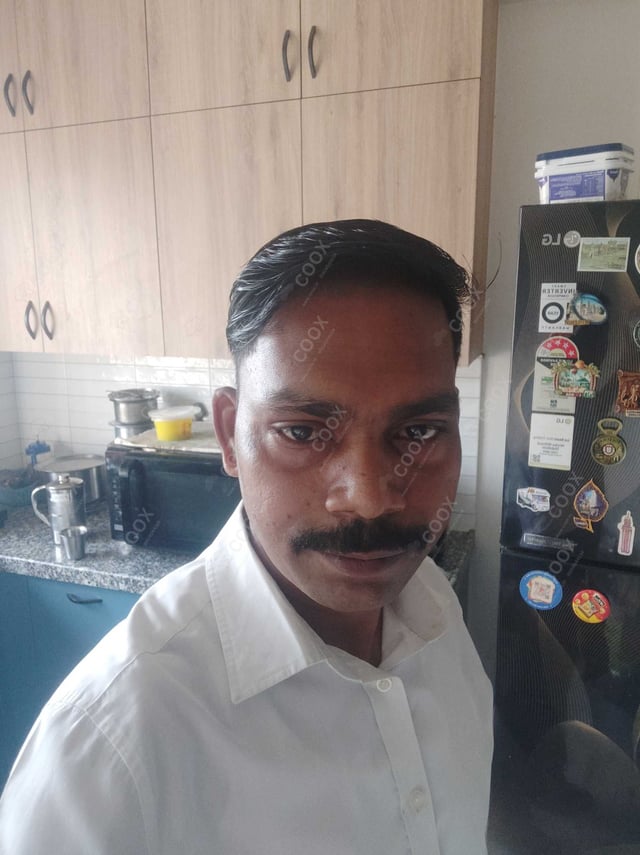 Chef from COOX at bookings. Professional cooks chefs at home