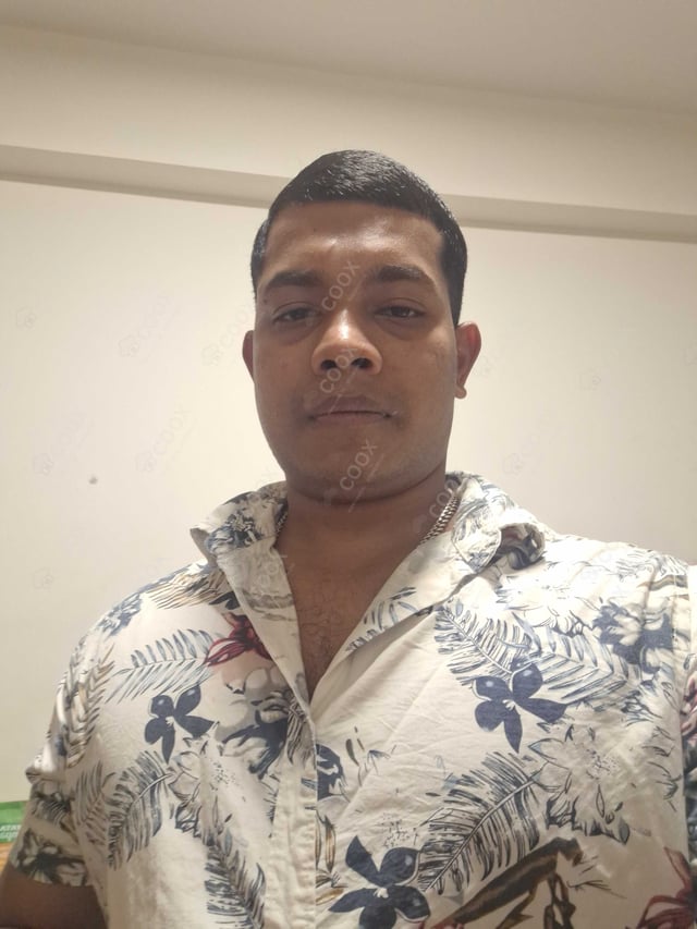 Chef from COOX at bookings. Professional cooks chefs at home