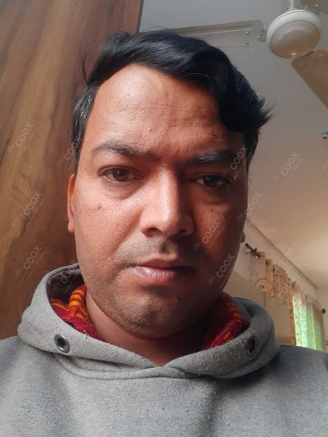 Chef from COOX at bookings. Professional cooks chefs at home