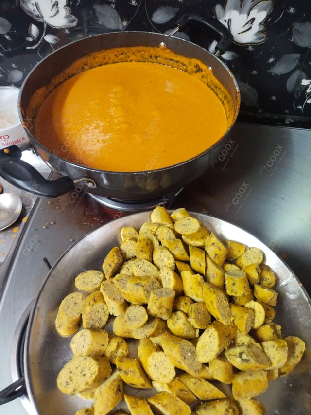 Delicious Gatte ki Sabzi prepared by COOX