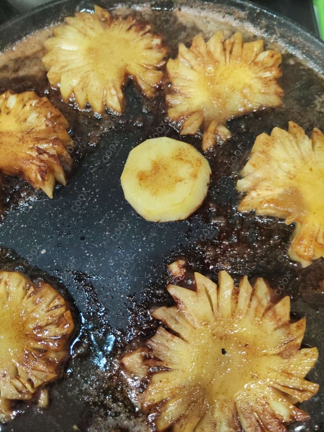 Delicious Pan Fried Pineapple prepared by COOX
