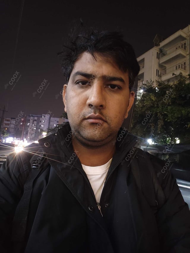 Chef from COOX at bookings. Professional cooks chefs at home