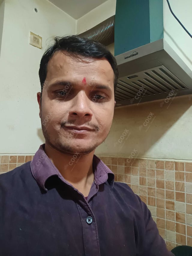 Chef from COOX at bookings. Professional cooks chefs at home