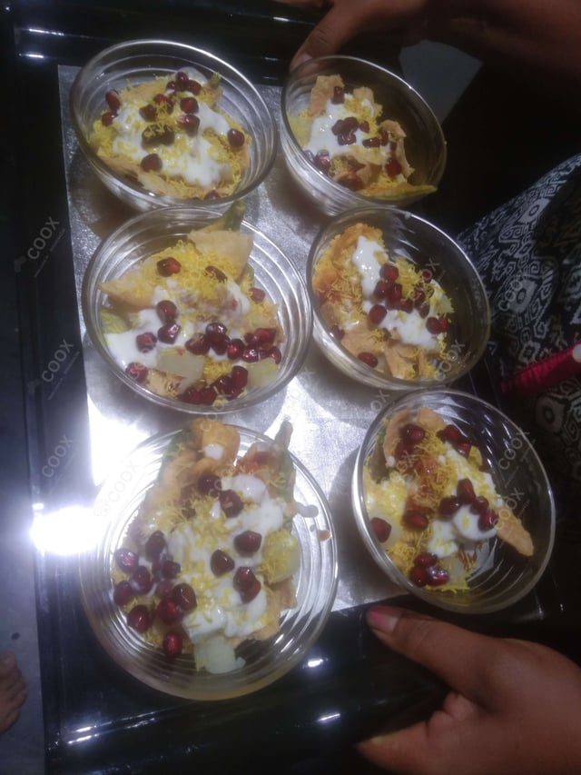 Tasty Palak Patta Chaat cooked by COOX chefs cooks during occasions parties events at home