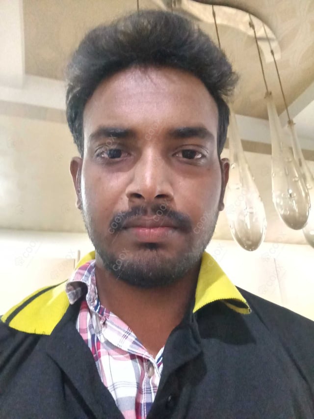 Chef from COOX at bookings. Professional cooks chefs at home