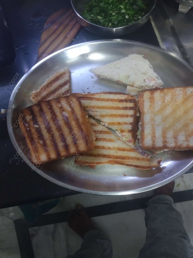 Delicious Sandwich prepared by COOX