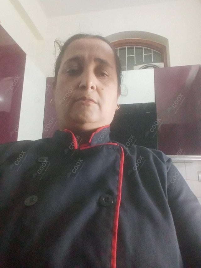 Chef from COOX at bookings. Professional cooks chefs at home