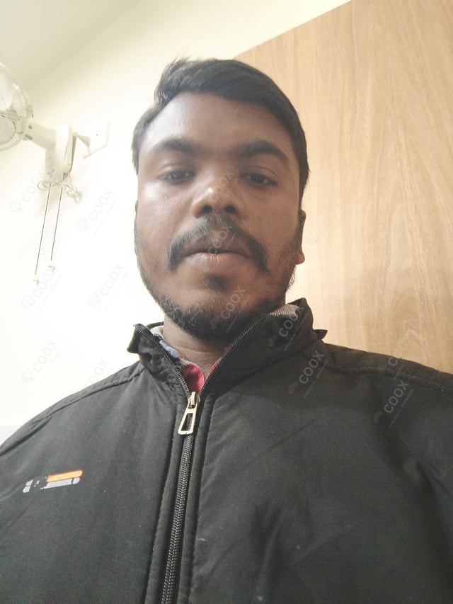 Chef from COOX at bookings. Professional cooks chefs at home