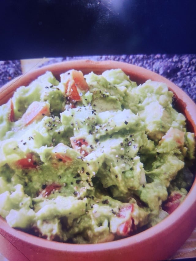 Tasty Guacamole cooked by COOX chefs cooks during occasions parties events at home
