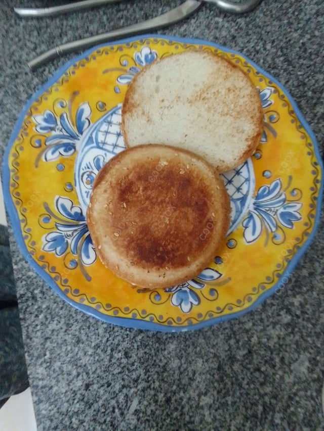 Tasty Bread Toast cooked by COOX chefs cooks during occasions parties events at home